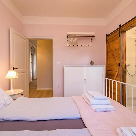 Rajana For 14 Persons Villa *