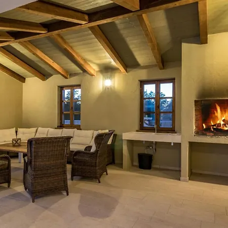 Rajana For 14 Persons Villa