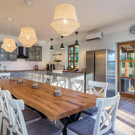 Rajana For 14 Persons With Kids Playground & Pool Heating In Istria * Svetvinčenat