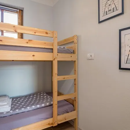 Rajana For 14 Persons With Kids Playground & Pool Heating In Istria Villa