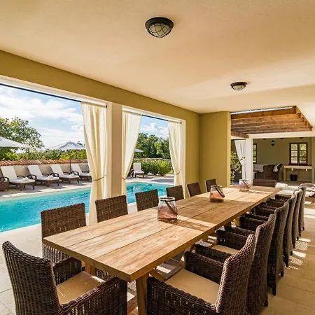 Villa Rajana For 14 Persons With Kids Playground & Pool Heating In Istria Svetvinčenat